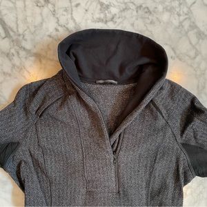 Lululemon running top